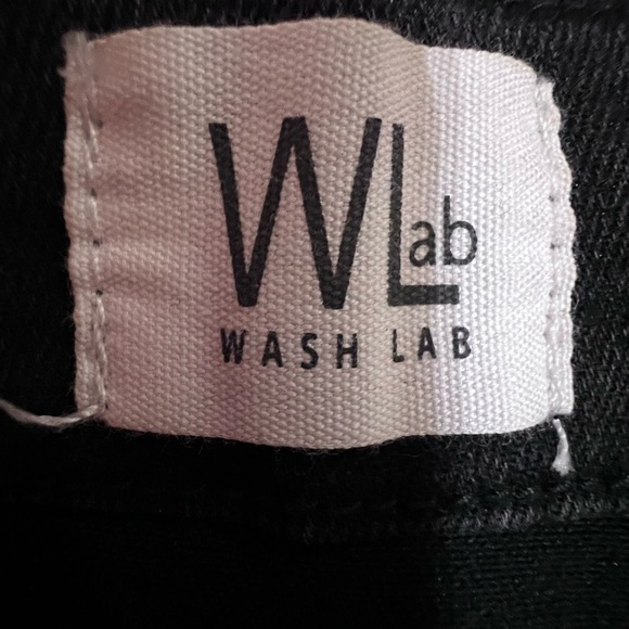 Wash Lab Black Denim Skirt w/Buttons and Rough Hem size 25 very stretchy - Picture 4 of 5